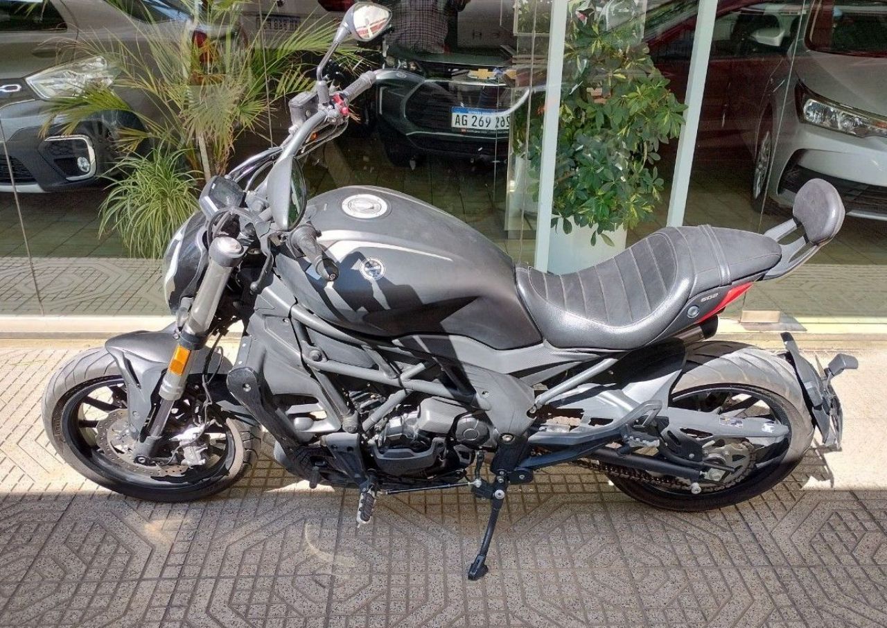 Benelli Cruiser Usada en Mendoza, deRuedas