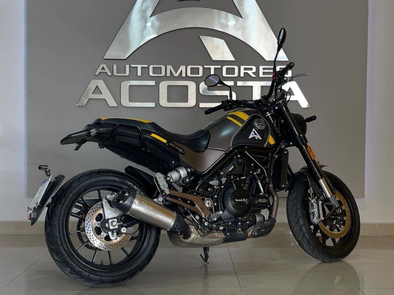 Benelli Leoncino Usada en San Juan, deRuedas