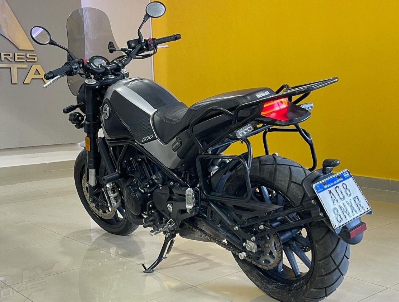 Benelli Leoncino Usada en San Juan, deRuedas