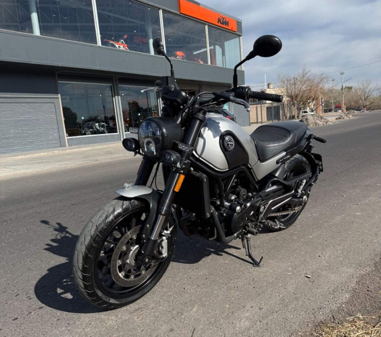 Benelli Leoncino Usada en San Juan, deRuedas
