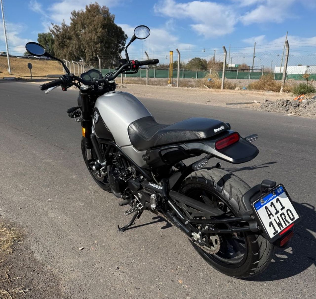 Benelli Leoncino Usada en San Juan, deRuedas