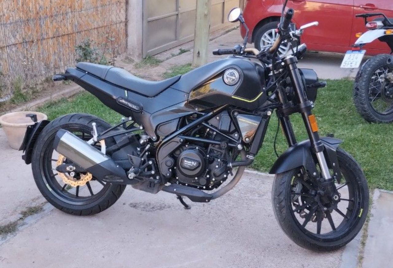 Benelli Leoncino Usada en Mendoza, deRuedas