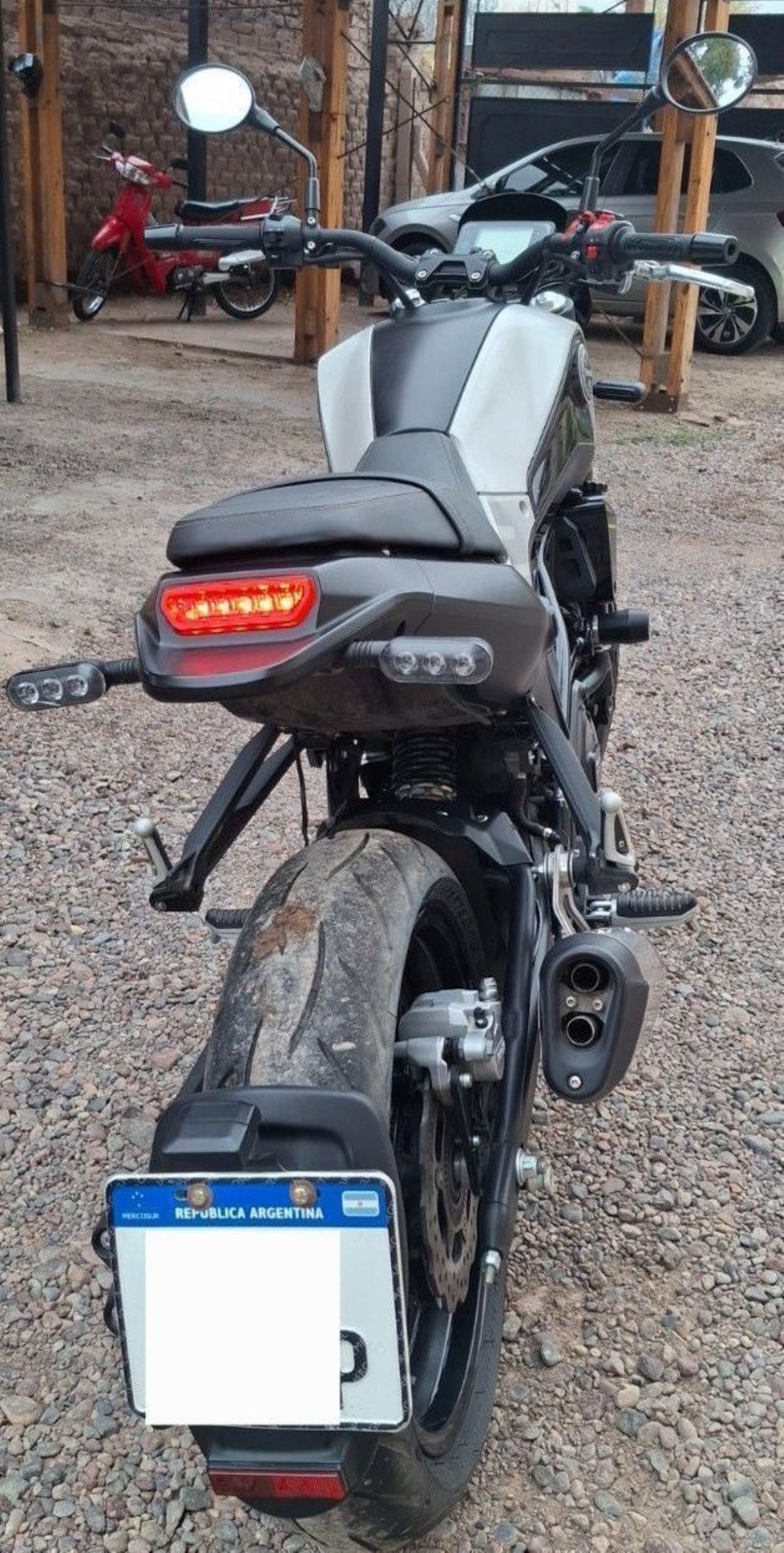 Benelli Leoncino Usada en Mendoza, deRuedas