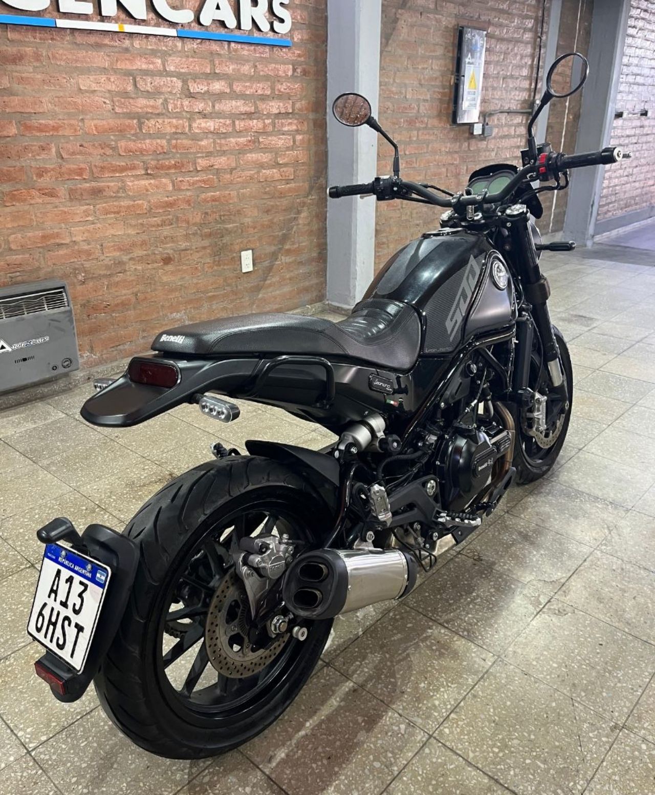 Benelli Leoncino Usada Financiado en San Juan, deRuedas