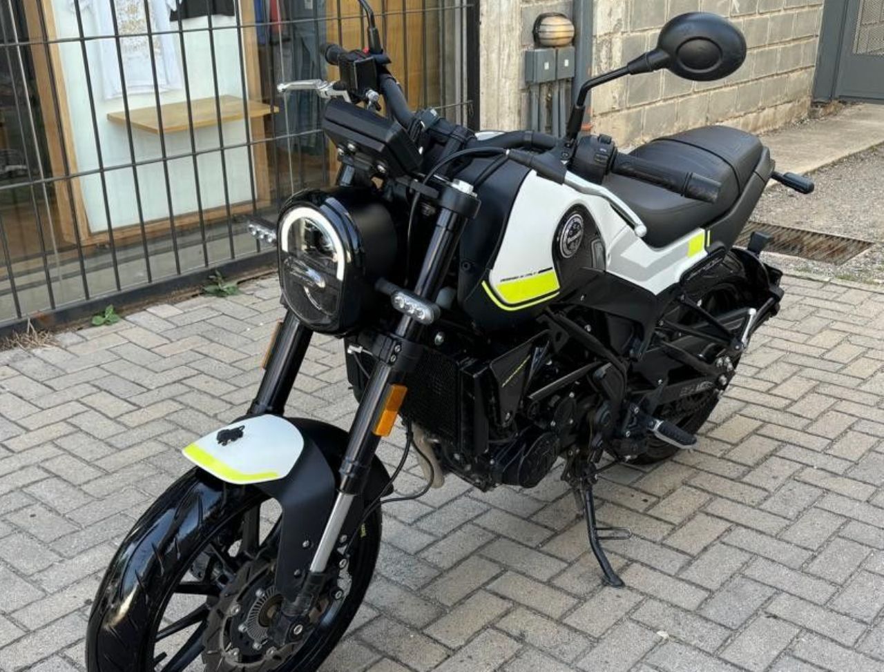 Benelli Leoncino Usada en Córdoba, deRuedas