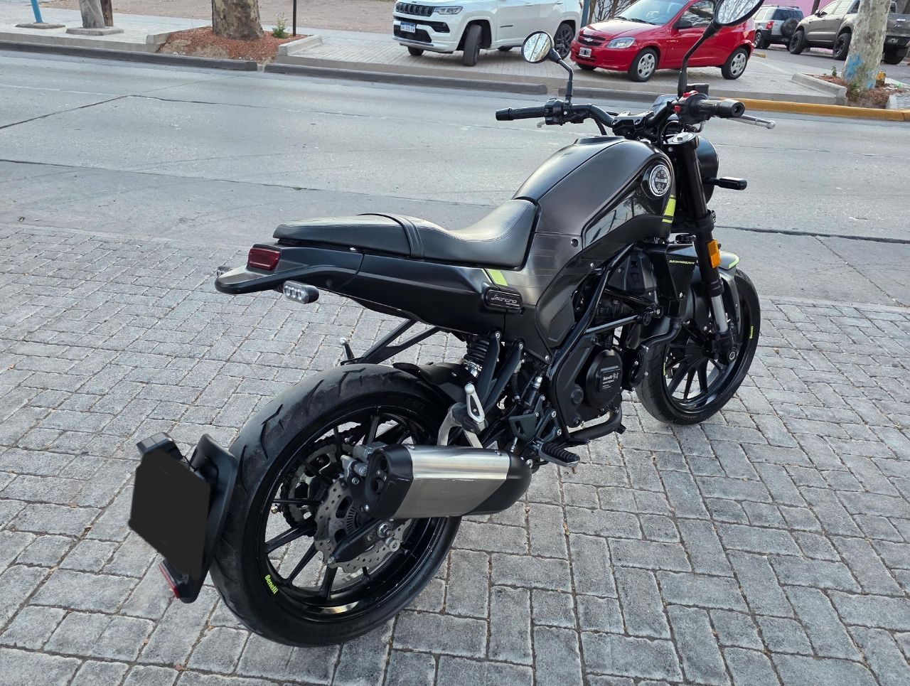 Benelli Leoncino Usada en Mendoza, deRuedas