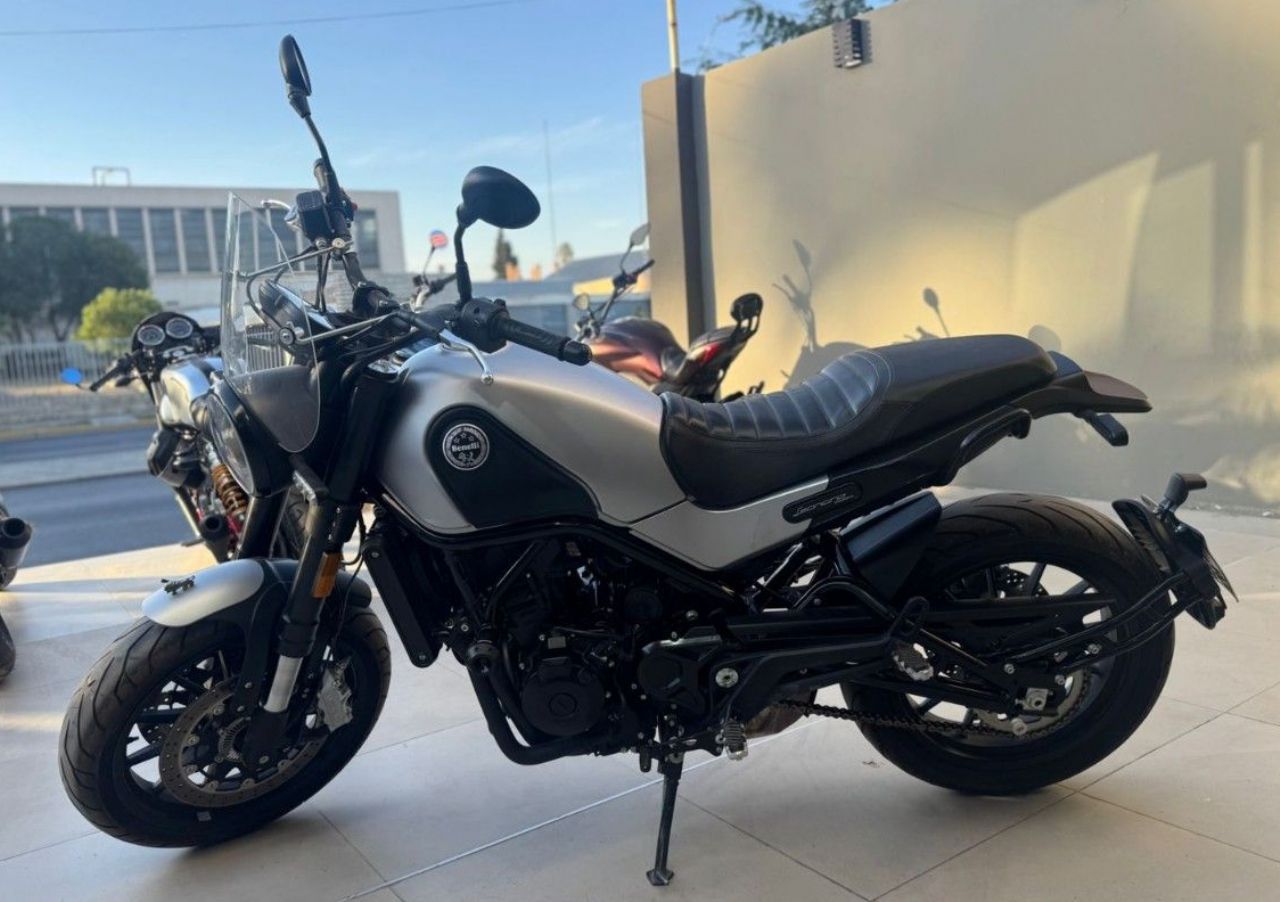 Benelli Leoncino Usada Financiado en San Juan, deRuedas