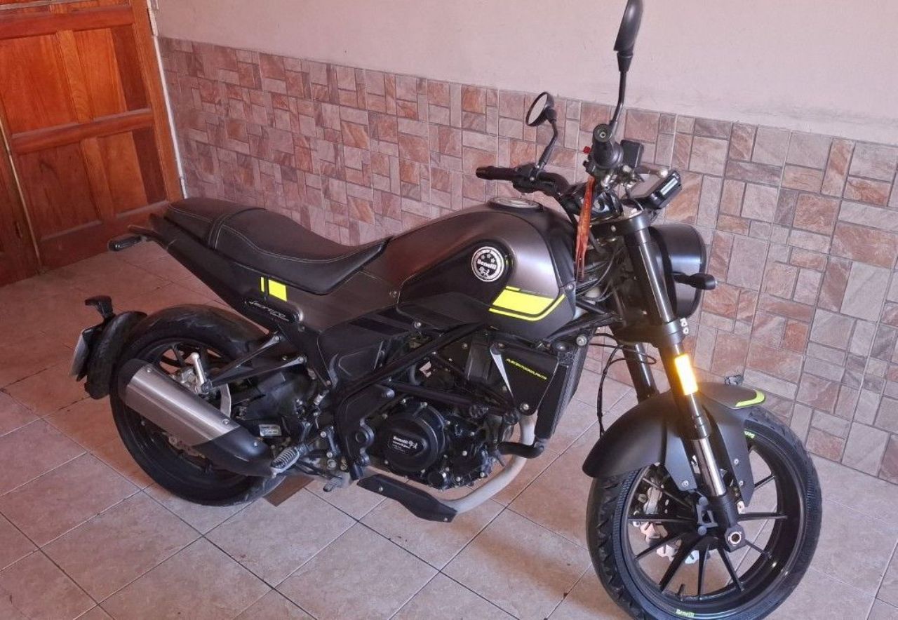 Benelli Leoncino Usada en Mendoza, deRuedas