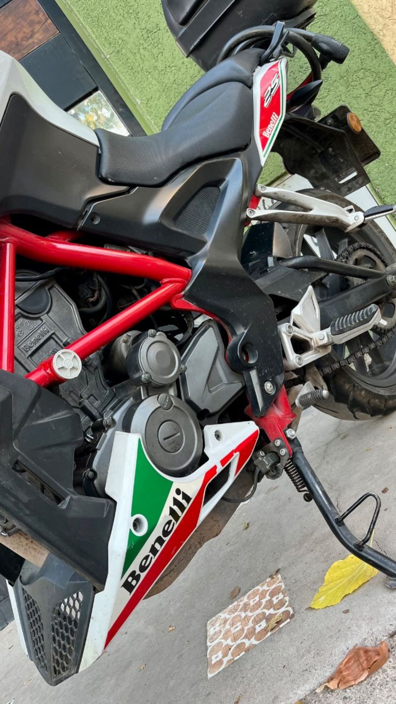 Benelli TNT Usada en Mendoza, deRuedas