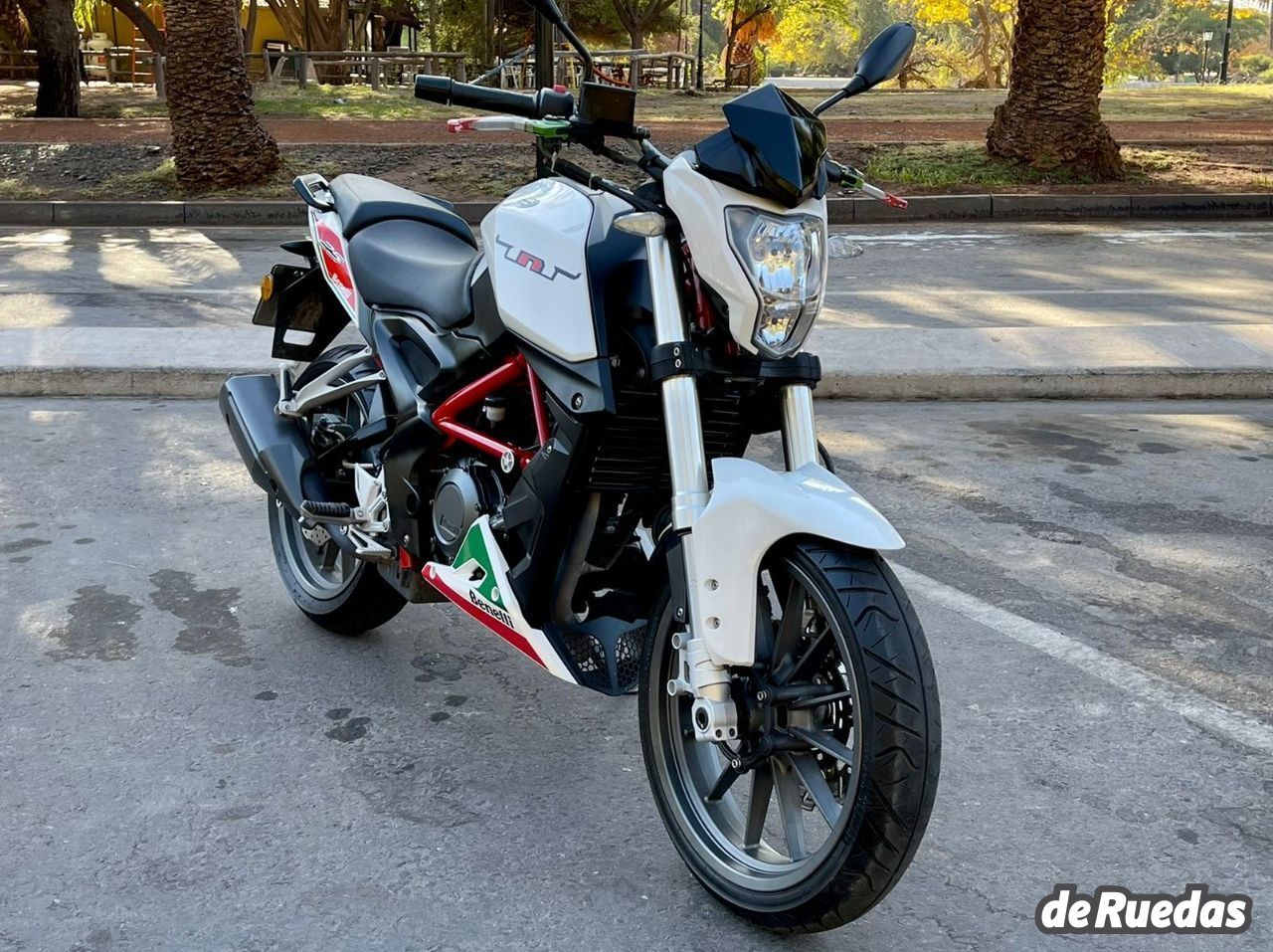 Benelli TNT Usada en Mendoza, deRuedas