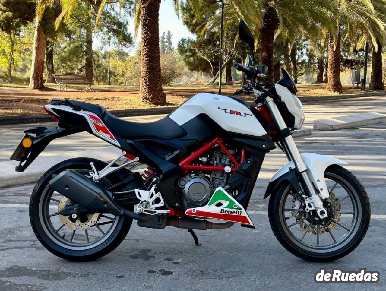 Benelli TNT Usada en Mendoza, deRuedas