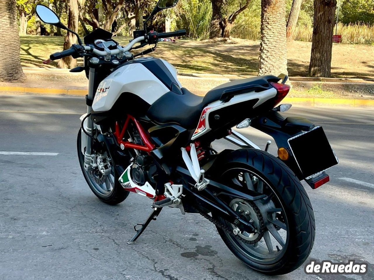 Benelli TNT Usada en Mendoza, deRuedas