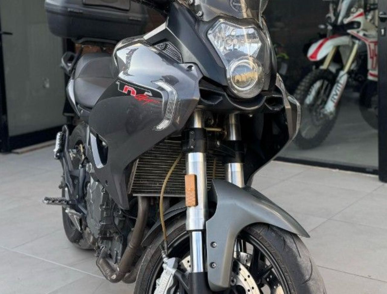 Benelli TNT Usada en San Juan, deRuedas