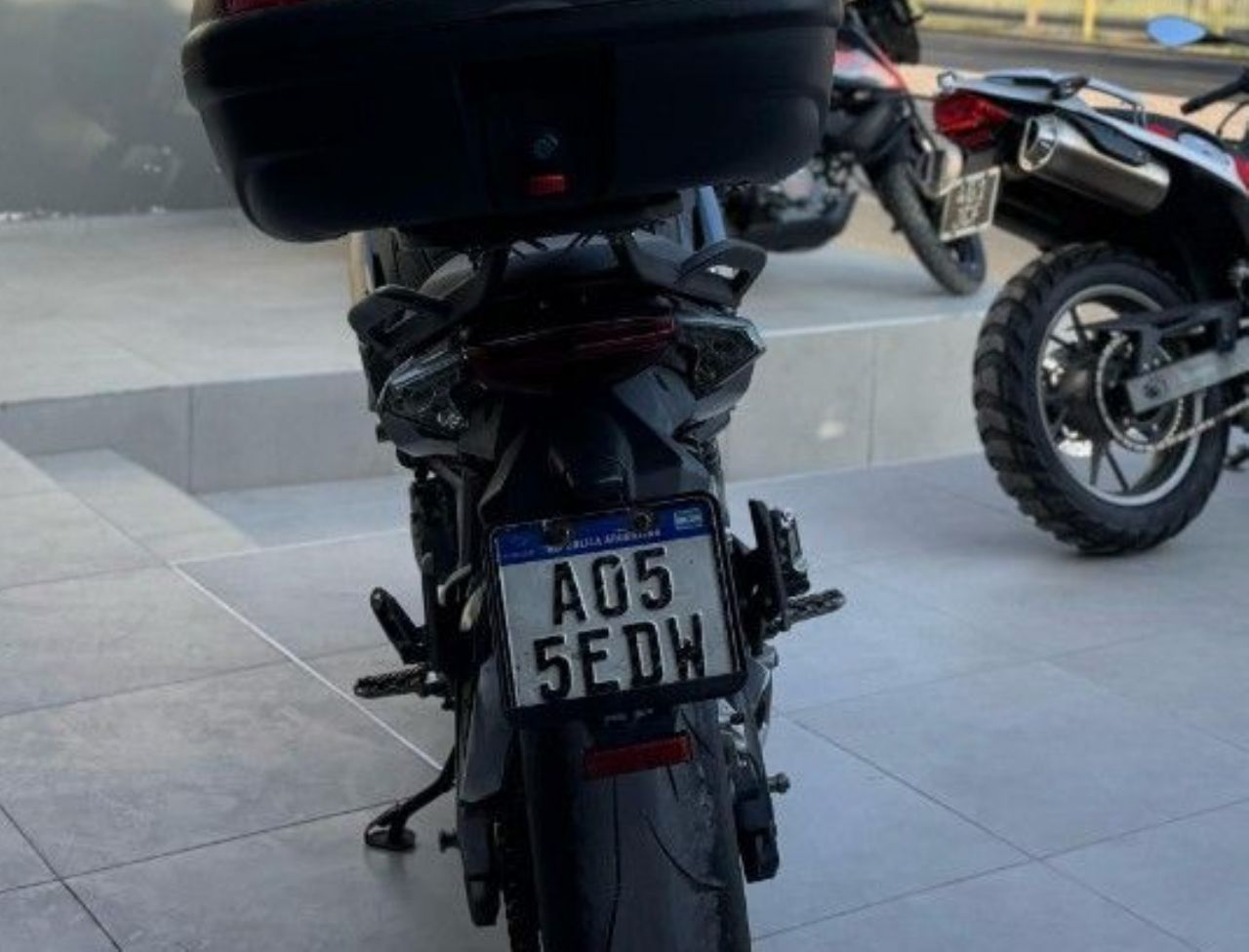 Benelli TNT Usada en San Juan, deRuedas