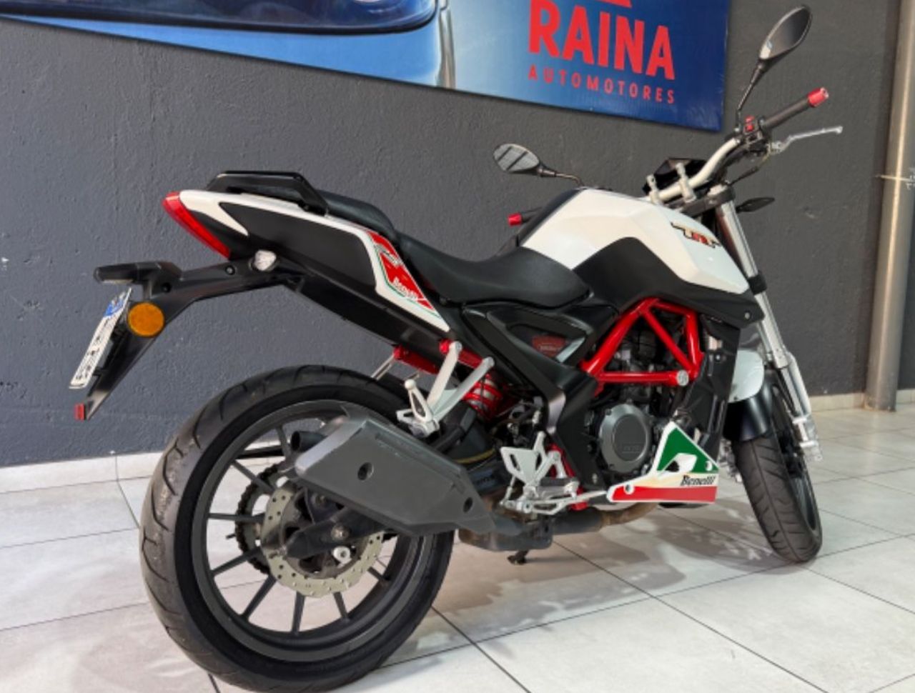 Benelli TNT Usada en Mendoza, deRuedas