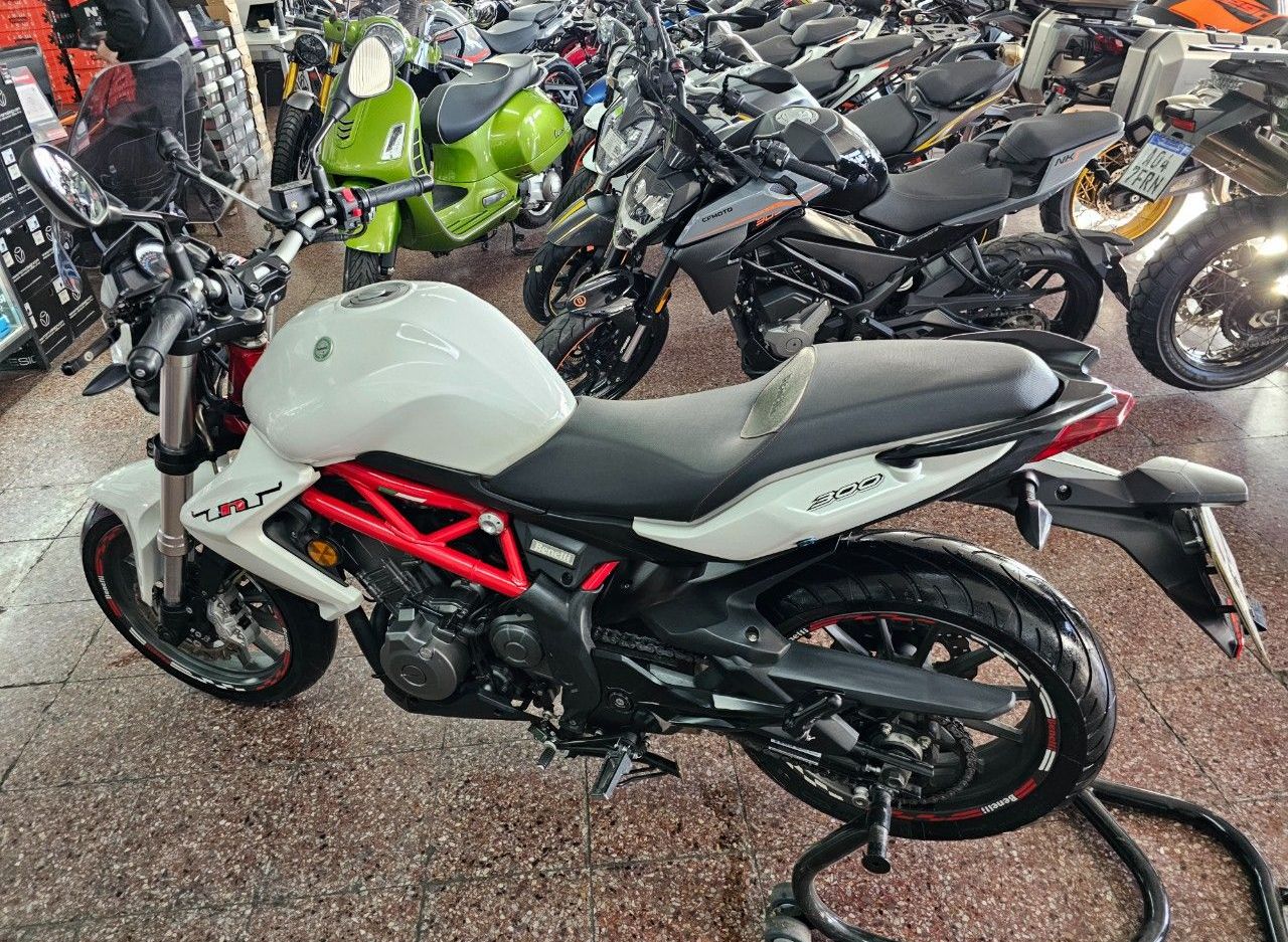 Benelli TNT Usada en Mendoza, deRuedas