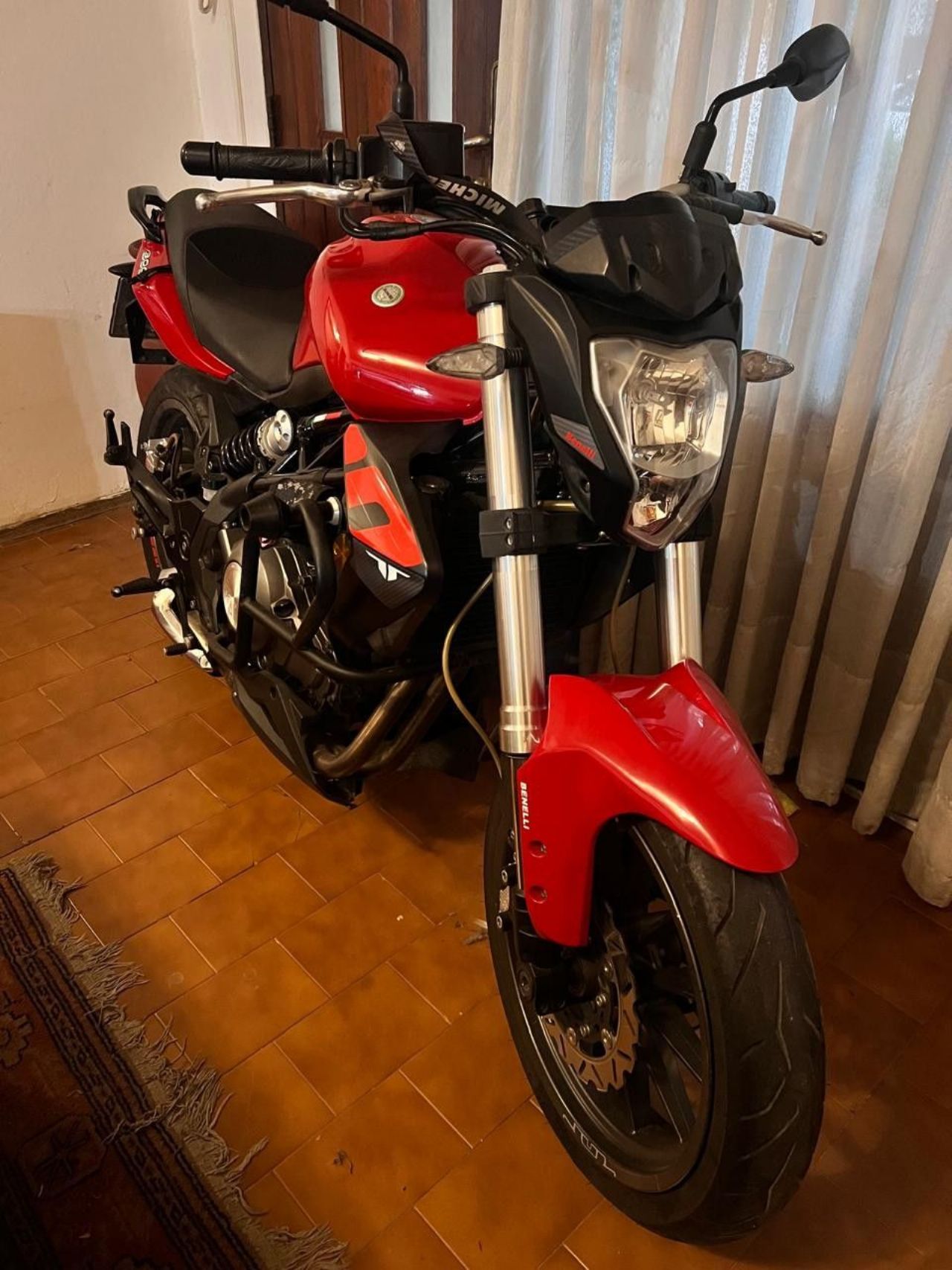 Benelli TNT Usada en Córdoba, deRuedas