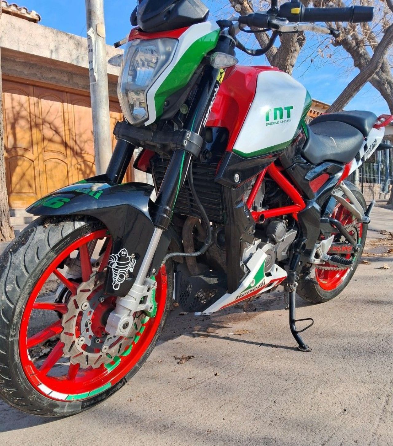Benelli TNT Usada en Mendoza, deRuedas
