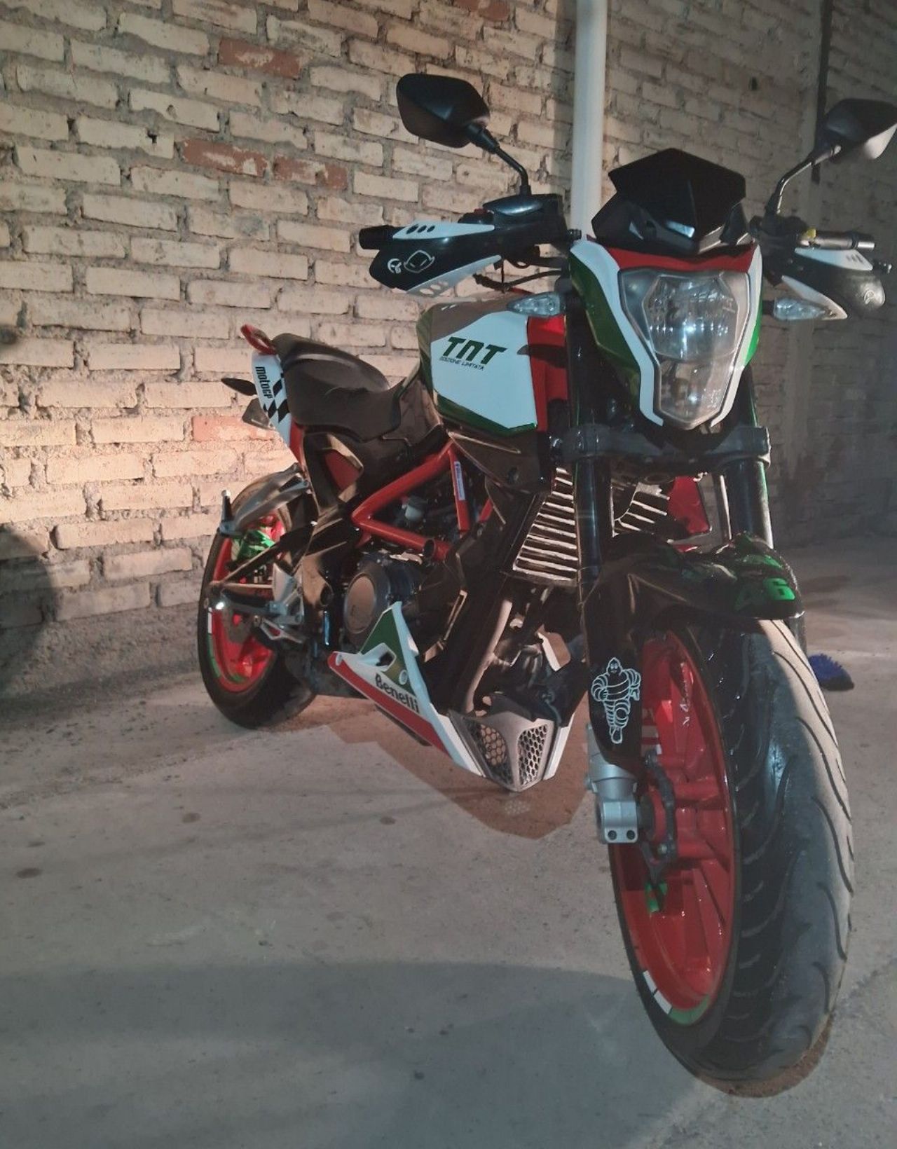 Benelli TNT Usada en Mendoza, deRuedas