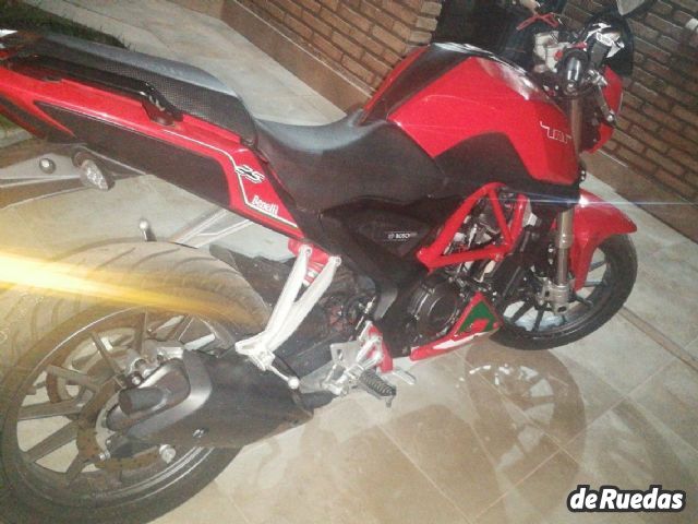 Benelli TNT Usada en Mendoza, deRuedas