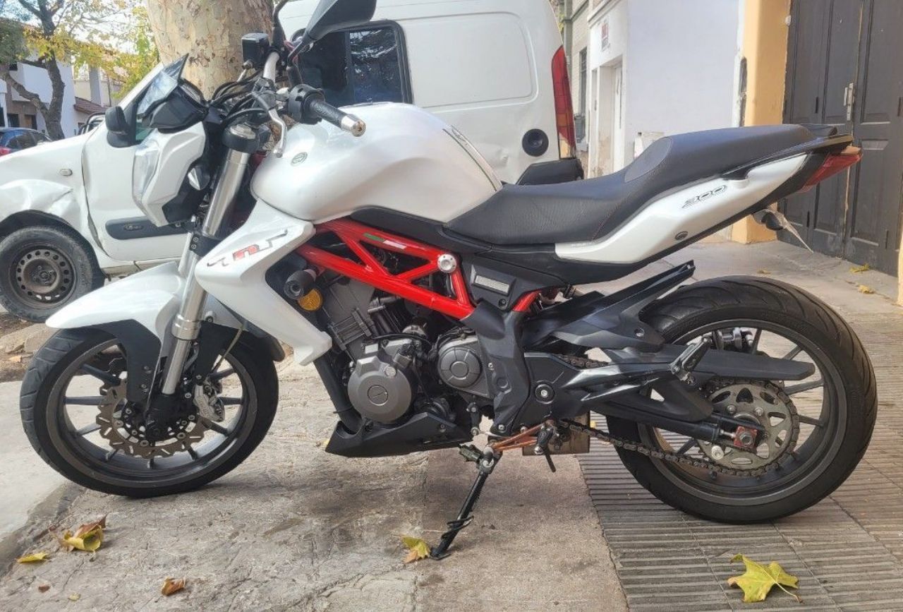 Benelli TNT Usada en Mendoza, deRuedas