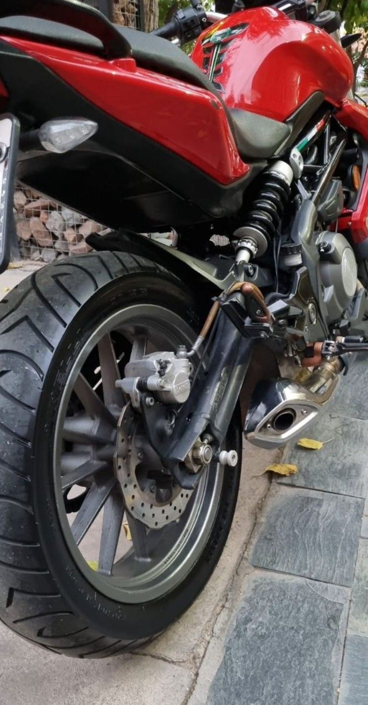 Benelli TNT Usada en Mendoza, deRuedas