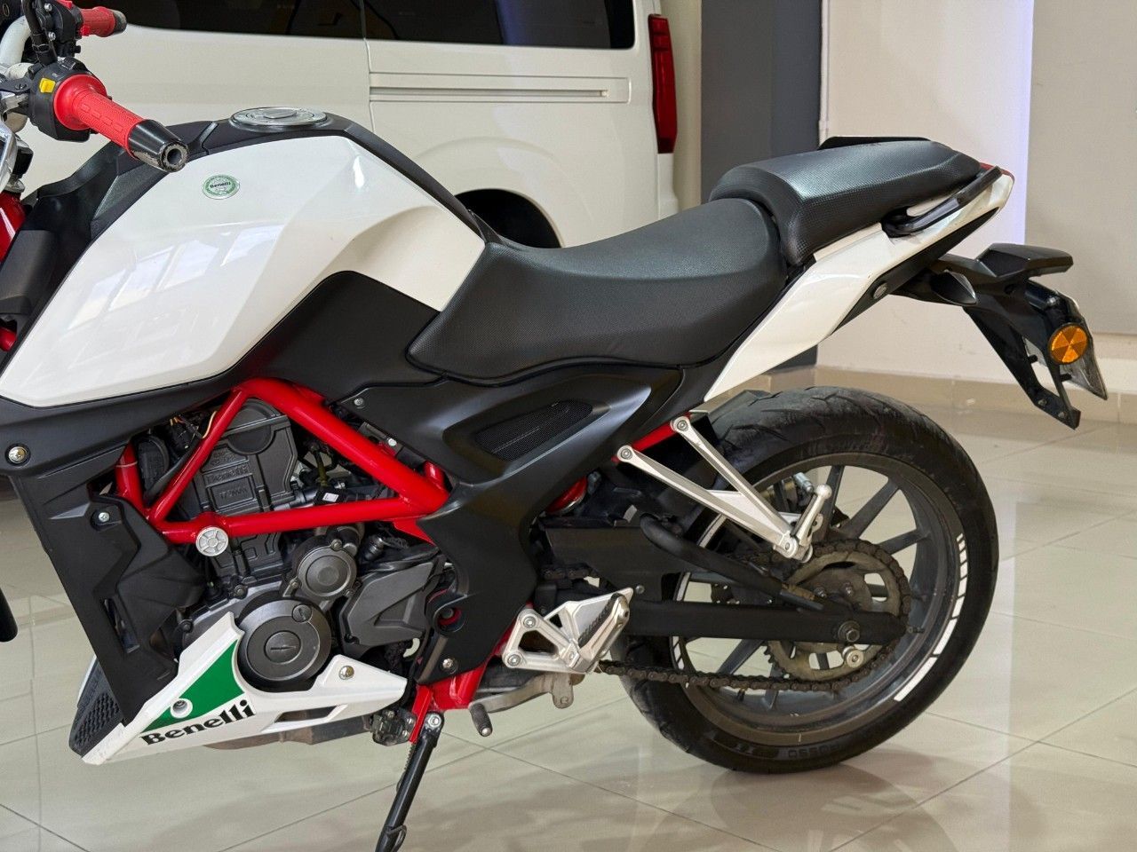 Benelli TNT Usada en San Juan, deRuedas