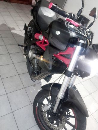 Benelli TNT Usada en Buenos Aires