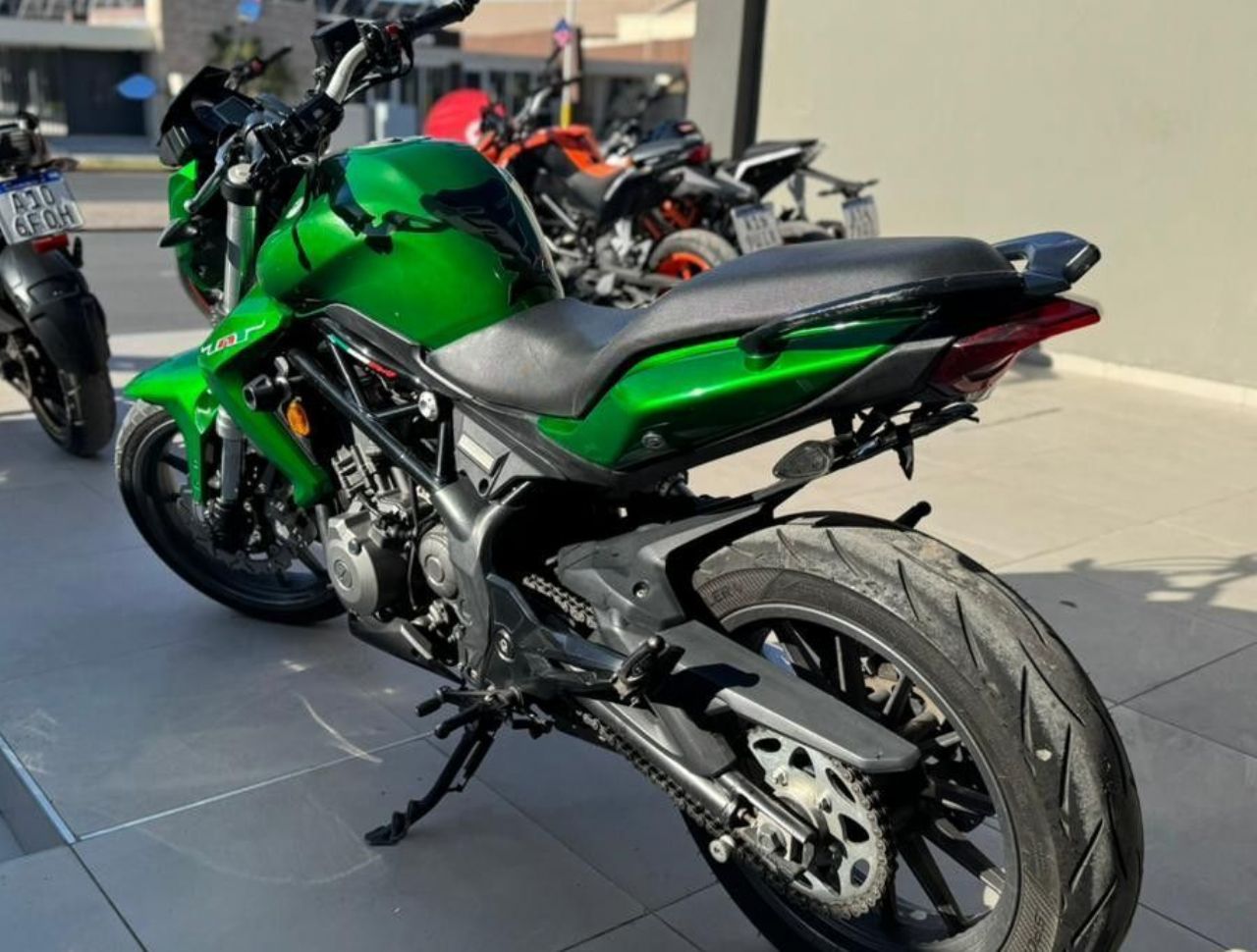 Benelli TNT Usada en San Juan, deRuedas