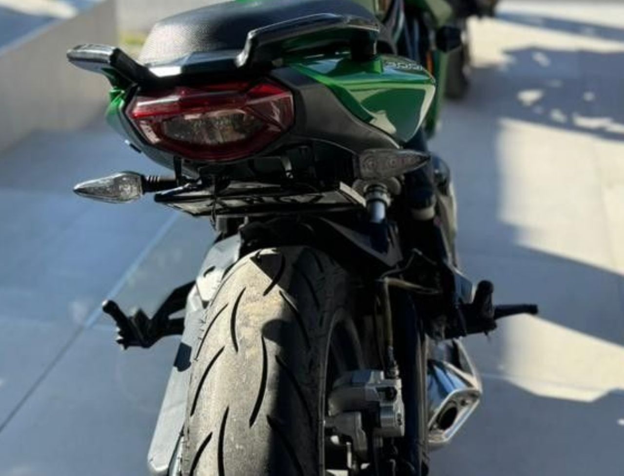 Benelli TNT Usada en San Juan, deRuedas