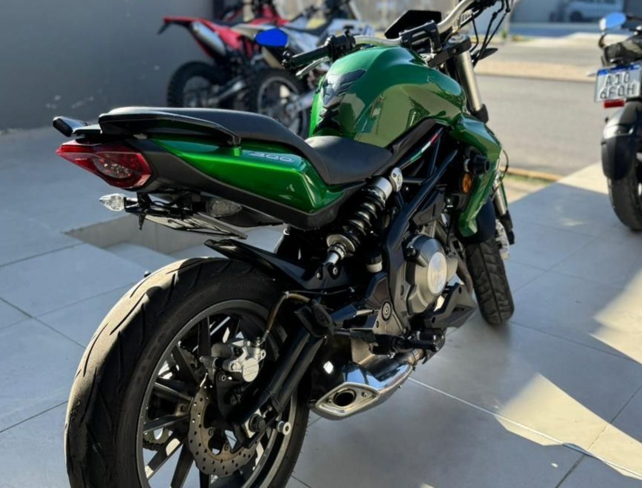 Benelli TNT Usada en San Juan, deRuedas