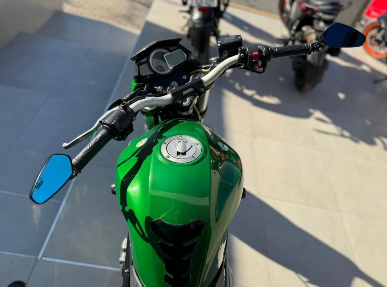 Benelli TNT Usada en San Juan, deRuedas