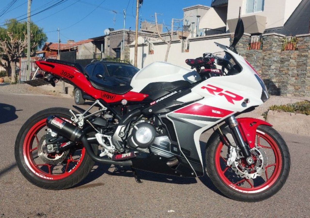 Benelli TNT Usada en Mendoza, deRuedas