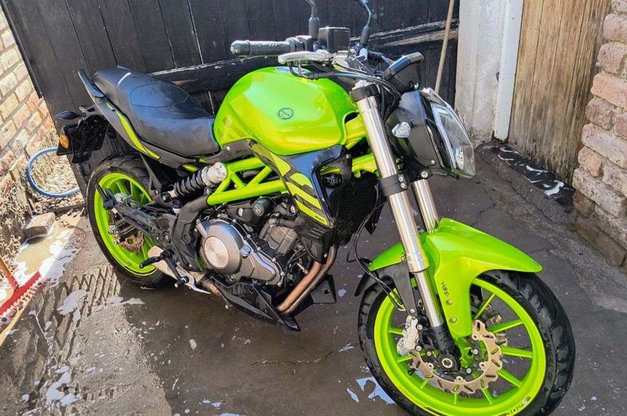Benelli TNT Usada en Mendoza, deRuedas