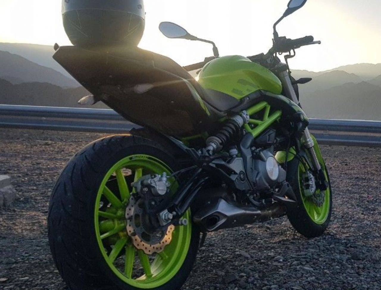 Benelli TNT Usada en San Juan, deRuedas