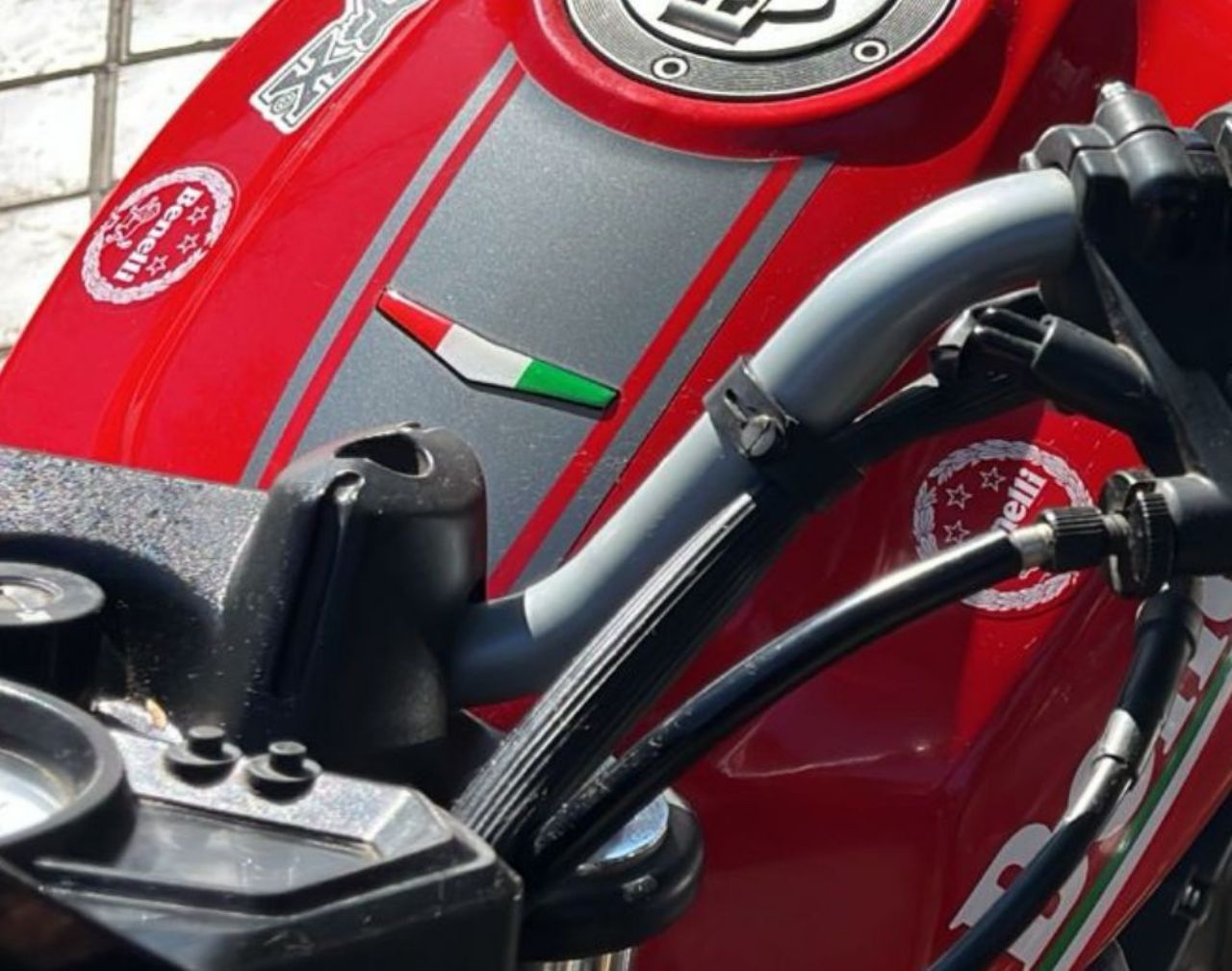 Benelli TNT Usada en San Juan, deRuedas