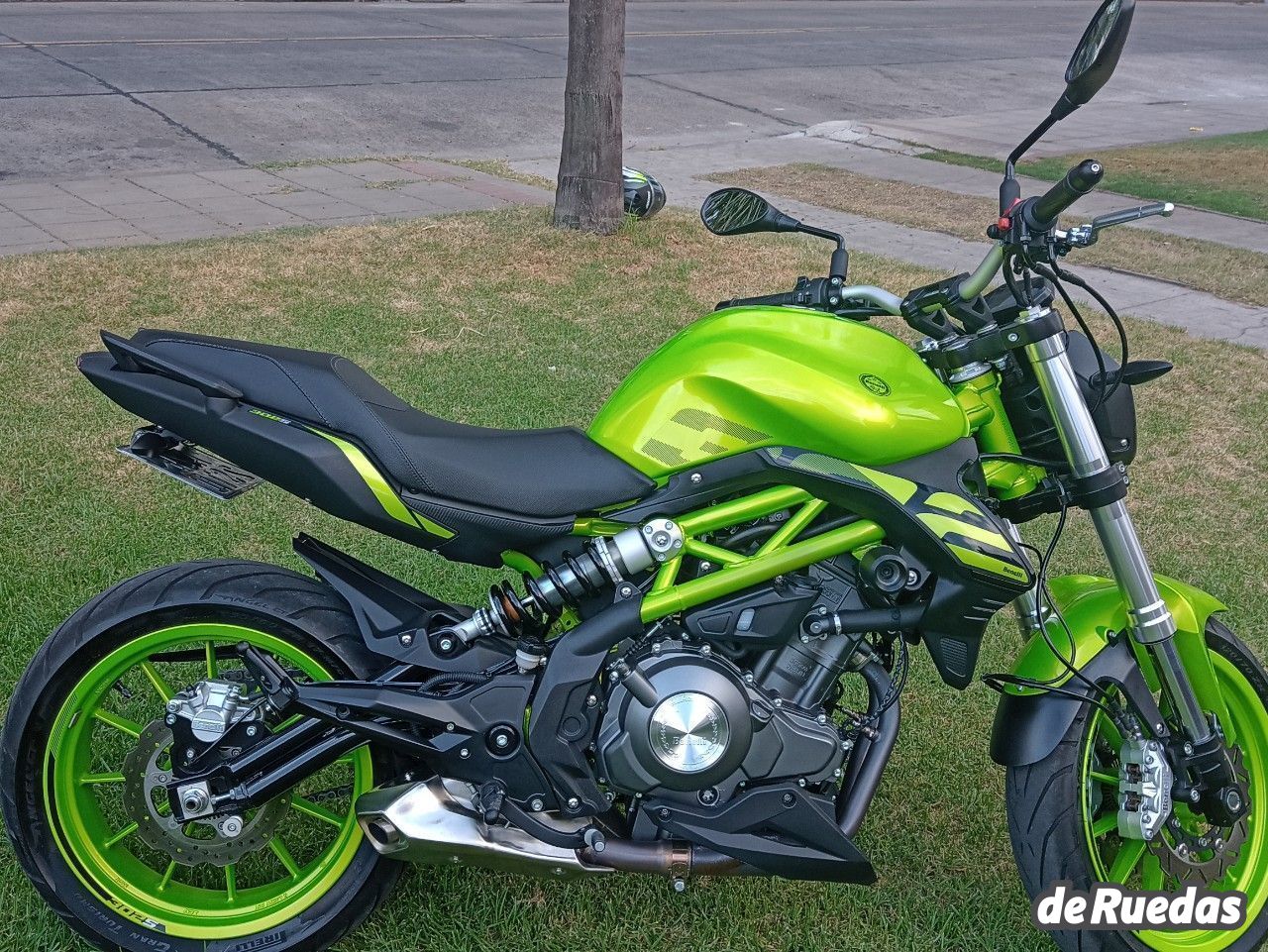 Benelli TNT Usada en Buenos Aires, deRuedas