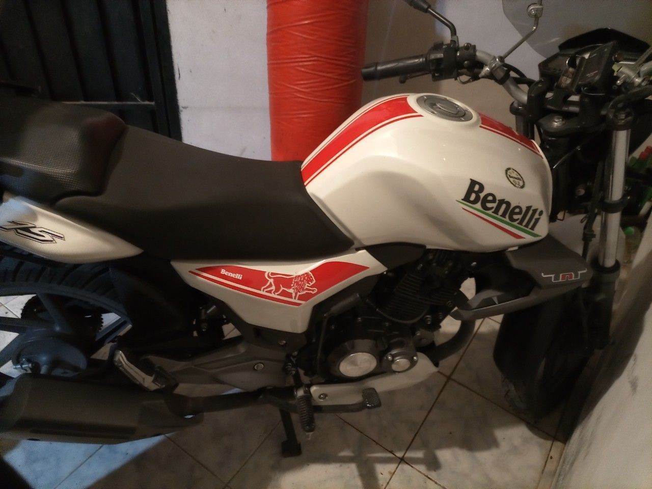 Benelli TNT Usada en Mendoza, deRuedas