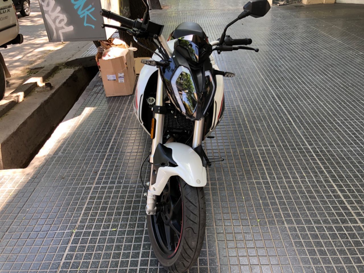 Benelli TNT Usada en Mendoza, deRuedas