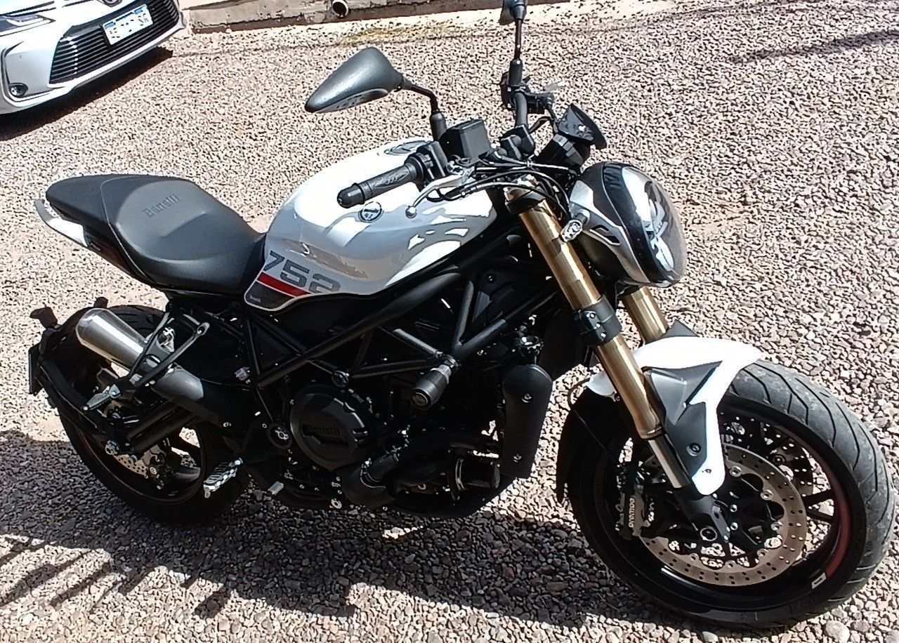 Benelli TNT Usada en Mendoza, deRuedas