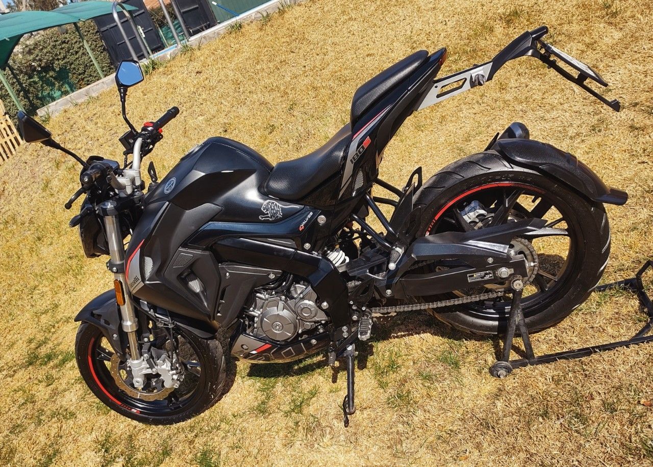 Benelli TNT Usada en Mendoza, deRuedas