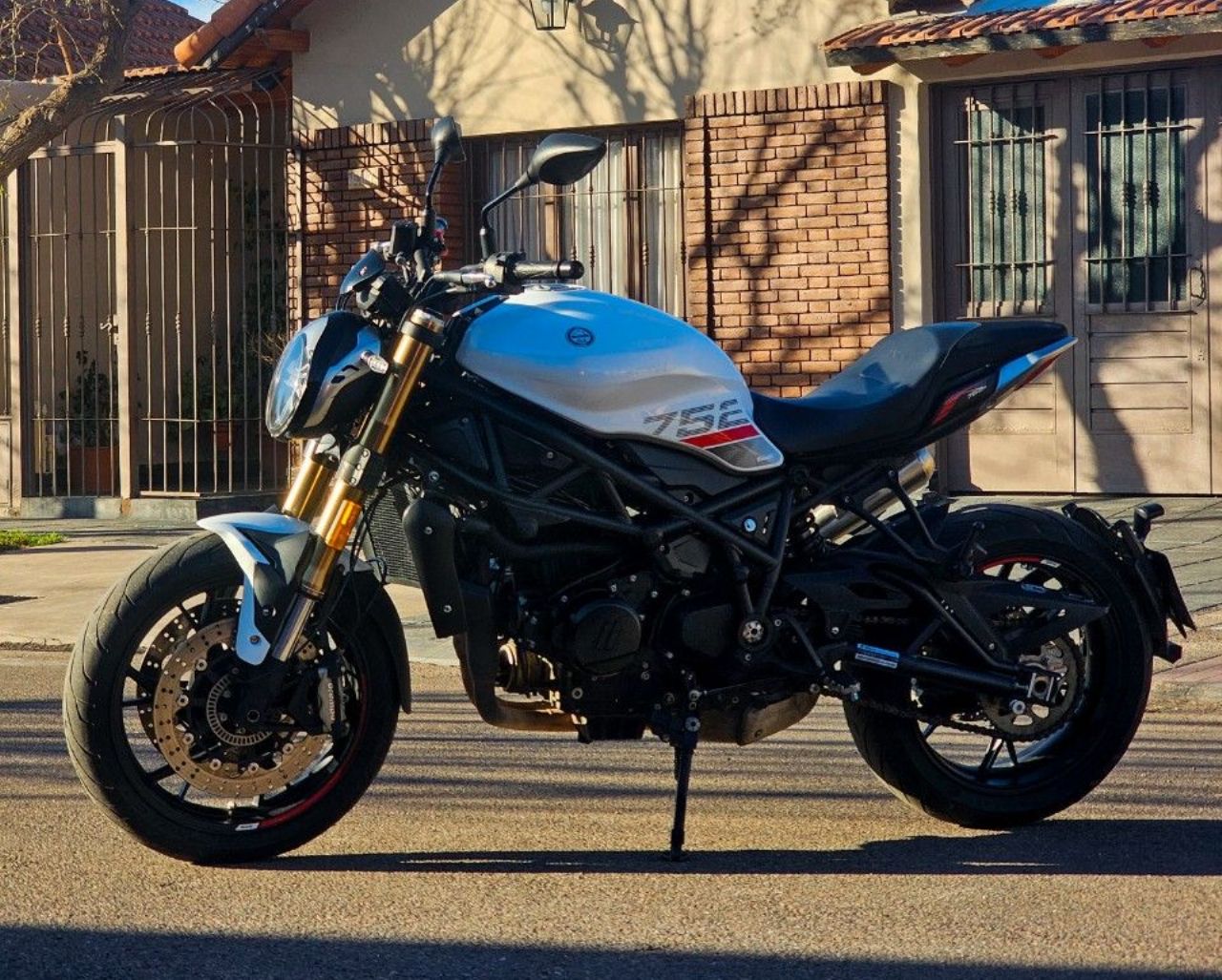 Benelli TNT Usada en Mendoza, deRuedas