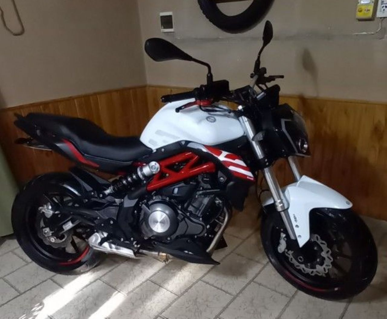Benelli TNT Usada en Mendoza, deRuedas