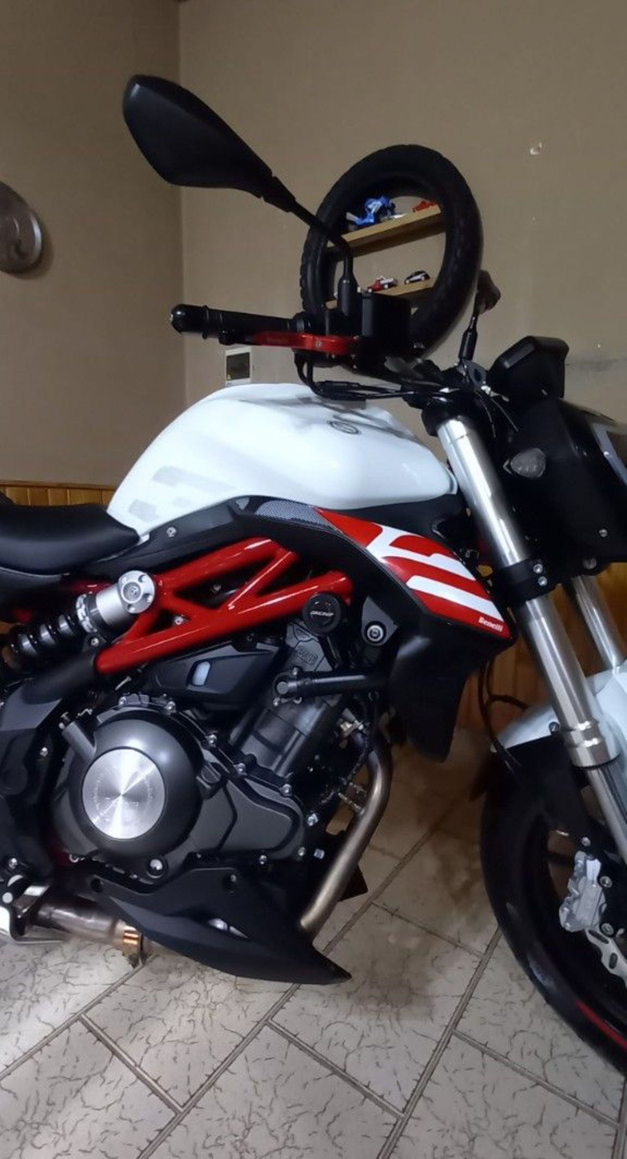 Benelli TNT Usada en Mendoza, deRuedas