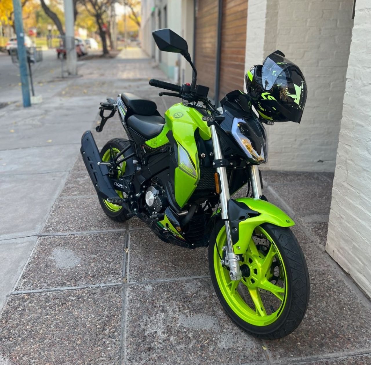 Benelli TNT Usada en Mendoza, deRuedas