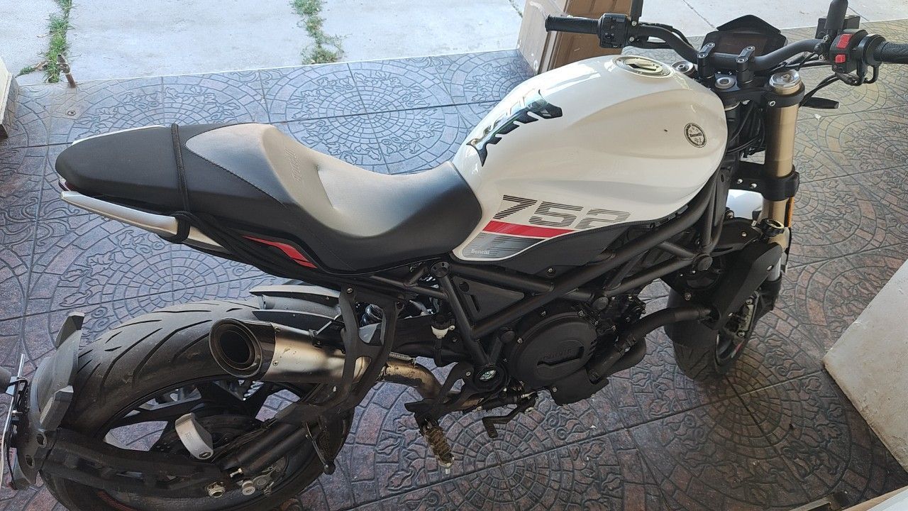 Benelli TNT Usada en Mendoza, deRuedas