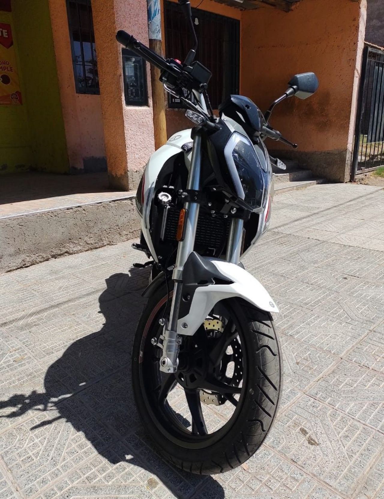 Benelli TNT Usada en Mendoza, deRuedas