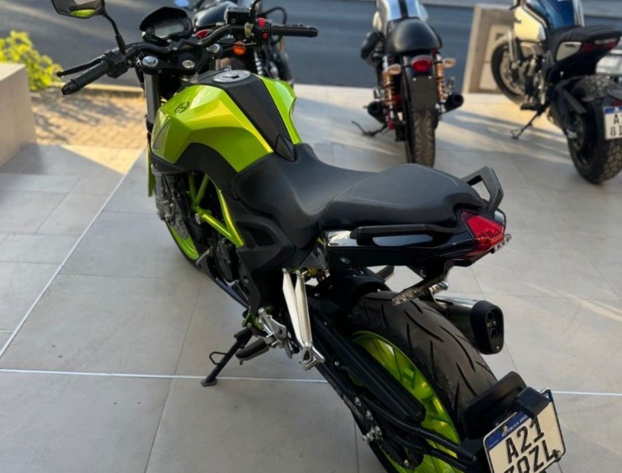 Benelli TNT Usada Financiado en San Juan, deRuedas