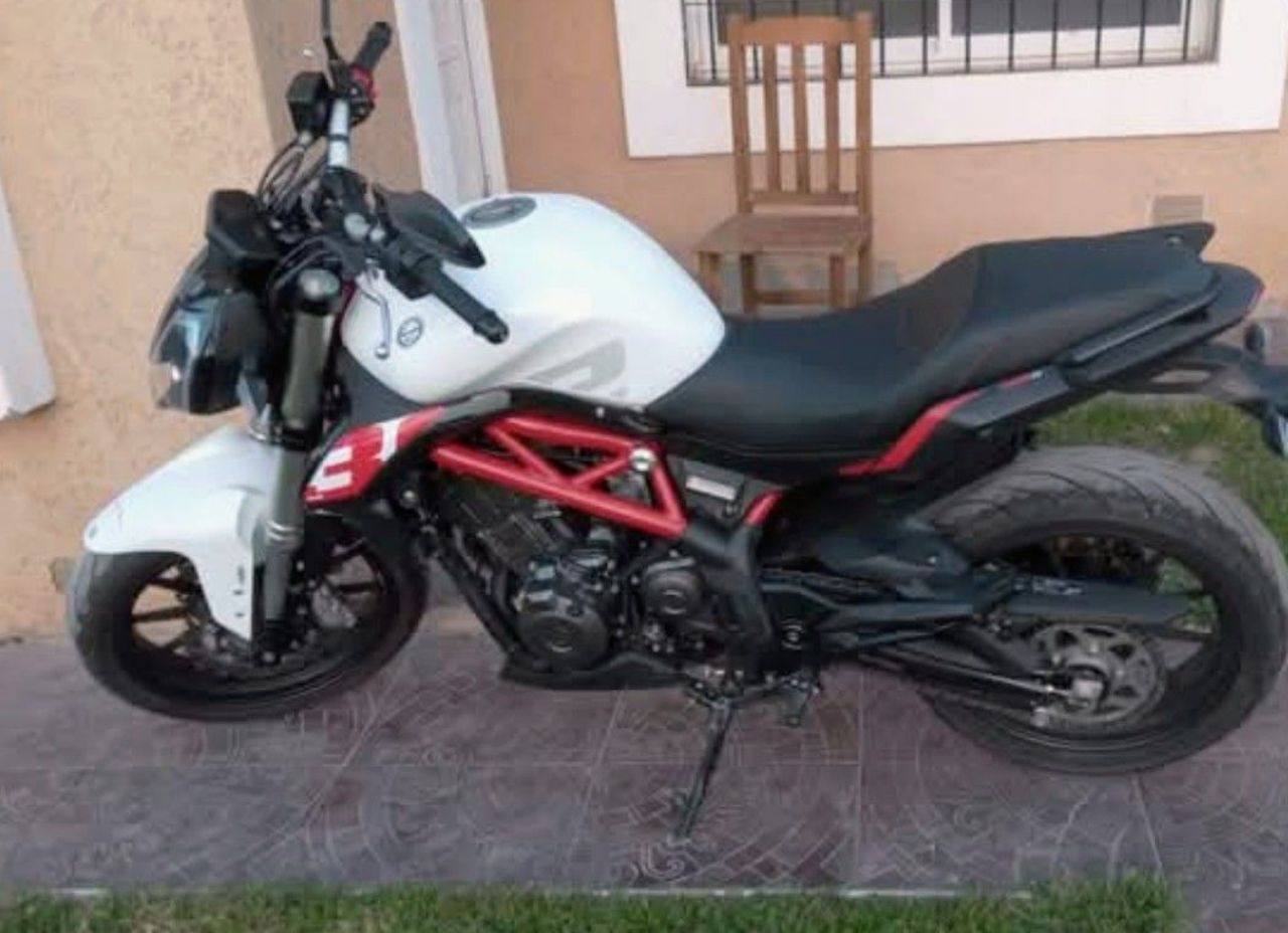 Benelli TNT Usada en Mendoza, deRuedas