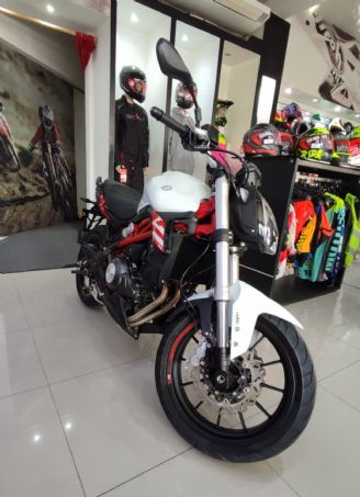 Benelli TNT Nueva en San Luis Financiado